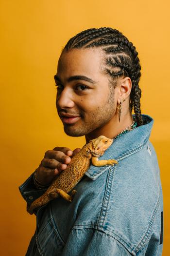 Multi-Platinum Music Artist 24kGoldn’s Bearded Dragon “Puff” Named the First Official Rep-Resentative of Leading Reptile Care Brand, Zilla: https://mms.businesswire.com/media/20230614311202/en/1818766/5/Zilla_24kGLDN_Final_%281%29.jpg