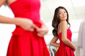 JD.com Stock Has 38% Upside, According to 1 Wall Street Analyst: https://g.foolcdn.com/editorial/images/769003/person-looking-in-mirror-at-a-red-dress.jpg