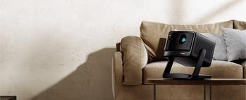 Dangbei erhellt die Weihnachtszeit in Deutschland mit bis zu 36 % Rabatt auf 4K-Laserprojektoren: https://ml.globenewswire.com/Resource/Download/2c47f45f-eba6-4c13-9126-89ce6e8edb4d/dangbei-dbox02-pro-lifestyle-image.jpg