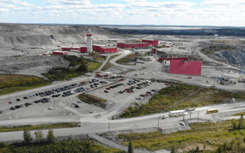 Silberpreis in 2025 fast verdoppelt: https://assets.wallstreet-online.de/_media/144/2025/12/09/size_644_644/dsv.png