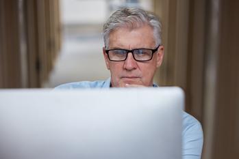 3 Times You'll Regret Claiming Social Security Early: https://g.foolcdn.com/editorial/images/690645/older-man-staring-laptop-serious_gettyimages-1346360791.jpg