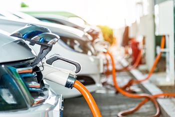 Why ChargePoint, Lucid, and TravelCenters Soared This Week: https://g.foolcdn.com/editorial/images/721110/ev_charging_row_of_cars.jpg