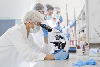 This Biotech IPO Stock Just Took a Tumble, But Don't Give Up on It Yet: https://g.foolcdn.com/editorial/images/765221/group-of-scientists-with-microscopes-lab-testing.jpg