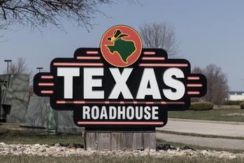 Texas Roadhouse: Analysts Boost Price Targets Despite EPS Miss: https://www.marketbeat.com/logos/articles/med_20230507184401_texas-roadhouse-analysts-boost-price-targets-despi.jpg