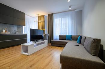 5 Home Furnishing Stocks Set to Benefit From an Industry Upswing: https://staticx-tuner.zacks.com/images/articles/main/b1/9043.jpg