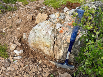 Assays Confirm up to 14.5g/ton Gold at Jaws and Significant Expansion Potential Along Strike: https://www.irw-press.at/prcom/images/messages/2025/81490/MHC_102225_ENPRcom.005.png