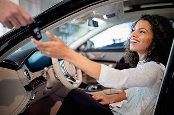 Why CarMax Stock Popped Today: https://g.foolcdn.com/editorial/images/759087/woman-receiving-car-keys.jpg