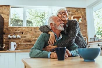 Here's a Really Good Reason to Delay Your Social Security Filing: https://g.foolcdn.com/editorial/images/737726/senior-couple-happy-embracing-gettyimages-1125719715.jpg