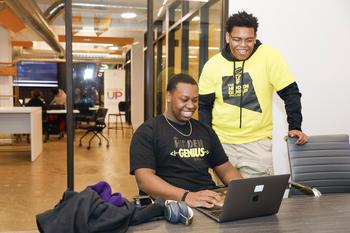 Comcast Partners With The Hidden Genius Project to Help Black Male Youth Acquire Digital Skills and Enter the Tech Sector: https://mms.businesswire.com/media/20230224005303/en/1722563/5/HGP_Oak_0010.jpg
