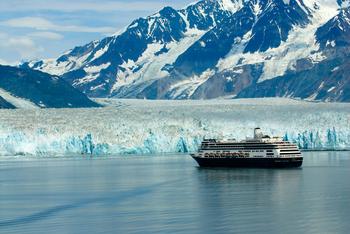 Why Norwegian Cruise Lines Plunged 25% in August: https://g.foolcdn.com/editorial/images/747112/alaska-cruise-ship-boat-near-glacier.jpg