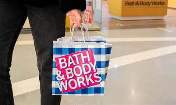 Bath & Body Works' Guidance Dims Positive First Quarter Start: https://www.marketbeat.com/logos/articles/med_20240604111450_bath-body-works-guidance-dims-positive-first-quart.jpg