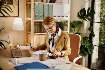 What's Pfizer Getting in Its $7.3 Billion Metsera Buyout?: https://g.foolcdn.com/editorial/images/834479/investor-doing-stuff-getty.jpg