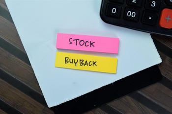 $5B+ in Buybacks: What DraftKings, AppLovin, and Altria Are Telling You: https://www.marketbeat.com/logos/articles/med_20251112114626_3-stocks-boost-buybacks-draftkings-applovin-and-al.jpg