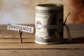 2 Top Dividend Stocks to Buy Right Now: https://g.foolcdn.com/editorial/images/773468/dividends-gettyimages-184030710.jpg