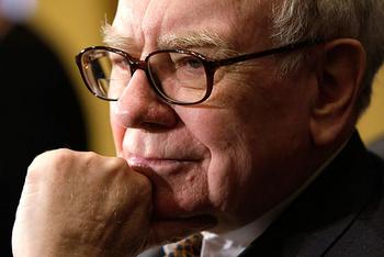 Buffett Calls Buyback Opponents 'Illiterate' and 'Demagogues': https://g.foolcdn.com/editorial/images/722457/featured-daily-upside-image.jpg