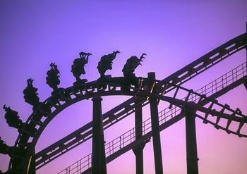 3 Reasons to Stay Away From Six Flags Stock: https://g.foolcdn.com/editorial/images/714461/people-upside-down-in-rollercoaster-at-sunset.jpg
