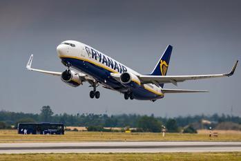 Can Ryanair Stock Fly Above Resistance Levels, What Earnings Show: https://www.marketbeat.com/logos/articles/med_20230522100828_can-ryanair-stock-fly-above-resistance-levels-what.jpg