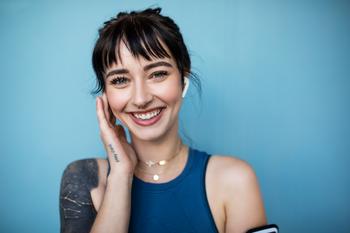 Why Sonos Stock Zoomed 14% Higher This Week: https://g.foolcdn.com/editorial/images/764709/smiling-young-woman-wearing-earbuds.jpg