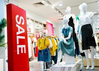 4 Important Investor Takeways From Retailers' Q2 Earnings: https://g.foolcdn.com/editorial/images/746961/sale-sign-at-the-entrance-of-clothing-store.jpg