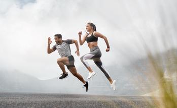 Better Buy: On Holding vs. Nike: https://g.foolcdn.com/editorial/images/737092/two-people-running.jpg