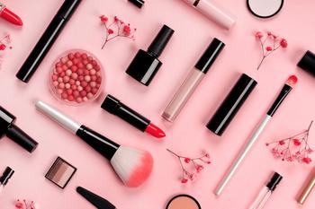 3 Top Growth Stocks I'd Buy Right Now Without Any Hesitation: https://g.foolcdn.com/editorial/images/737193/pink-cosmetics.jpg