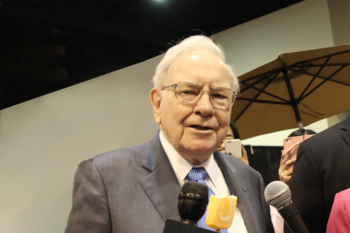 1 Magnificent Warren Buffett Stock That Has Crushed the Market in the Last 3 Years: https://g.foolcdn.com/editorial/images/744068/buffett21-tmf.png