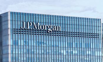 The Best Bank Stock to Hold in Uncertain Times: https://g.foolcdn.com/editorial/images/842025/large-skyscraper-with-jpmorgan-logo-on-side_jpmorgan.jpg