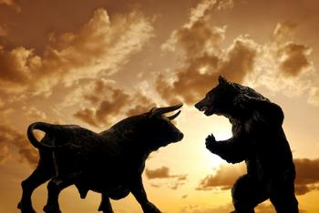 3 Unstoppable Growth Stocks to Buy If There's a Stock Market Sell-Off: https://g.foolcdn.com/editorial/images/763704/a-bear-and-a-bull-engaged-in-battle.jpg