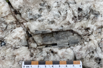 Patriot Discovers New Spodumene-Pegmatite Occurrence (CV14) at Corvette, Quebec, Canada: https://www.irw-press.at/prcom/images/messages/2024/74034/NEWS_2024-03-24_2023_EN_PRcom.002.png