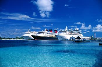 Better Buy: Norwegian Cruise Lines vs. Carnival: https://g.foolcdn.com/editorial/images/705945/cruise-ships-travel-luxury.jpg