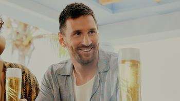 Michelob Ultra Partners With Lionel Messi to Announce Being Named the Official Global Beer Sponsor of CONMEBOL Copa América USA 2024™: https://mms.businesswire.com/media/20231208607579/en/1963929/5/7221_MichelobUltra_Messi_CARD01_0364_v1_crop.jpg