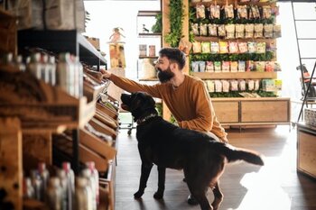 Revolution im Bereich Tiernahrung: Zwei neue weltweite Umfragen zeigen wachsende Offenheit der Tierhalter für nachhaltige Ernährung von Hunden und Katzen: https://www.irw-press.at/prcom/images/messages/2025/81835/SustainablePetFood_1102513_dePRcom.001.jpeg