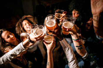 Investors Should Raise a Glass to Constellation Brands Stock for These 3 Reasons: https://g.foolcdn.com/editorial/images/842451/friends-toasting-with-glasses-of-beer.jpg