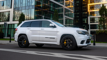 Stellantis Makes a High-Stakes Bet on Jeep: https://www.marketbeat.com/logos/articles/med_20251118105752_stellantis-makes-a-high-stakes-bet-on-jeep.png