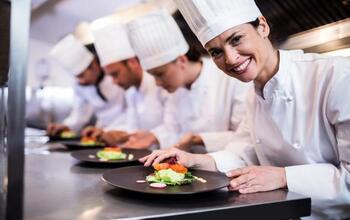Hyatt Hotels Gears Up to Report Q4 Earnings: Here's What to Expect: https://staticx-tuner.zacks.com/images/articles/main/6f/860.jpg