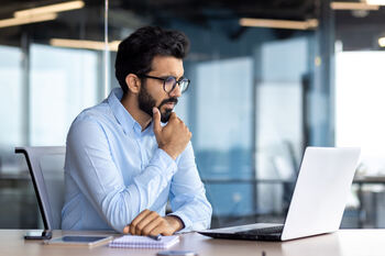 1 Reason I Haven't Bought AMC Entertainment Stock and Probably Never Will: https://g.foolcdn.com/editorial/images/842964/thinking-investor-using-a-laptop-computer.jpg