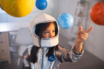 What Every Firefly Aerospace Investor Should Know Before Buying: https://g.foolcdn.com/editorial/images/843183/girl-dressed-as-astronaut-plays-with-solar-system-model.jpg