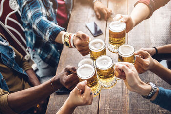 Constellation Brands Stock Sell-Off: Should You Buy the Dip?: https://g.foolcdn.com/editorial/images/844639/group-of-beer-drinkers-toasting-with-mugs.jpg