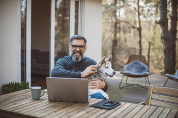 Is 4% a Safe Withdrawal Rate in 2026? Here's What the Experts Say: https://g.foolcdn.com/editorial/images/845794/older-man-at-laptop-with-dog_gettyimages-1214136074.jpg