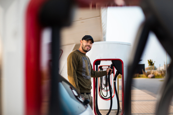 If You Had Invested $5,000 in Tesla Stock 1 Year Ago, Here's How Much You Would Have Today: https://g.foolcdn.com/editorial/images/845117/tesla-ev-electric-vehicle-charging-station-1200x800-5b2df791.jpg