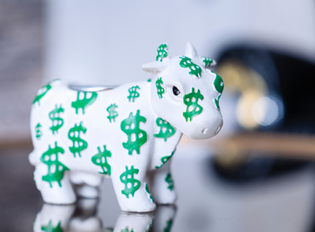 1 Reason Now Is a Great Time to Buy Berkshire Hathaway Stock: https://g.foolcdn.com/editorial/images/850260/24_12_11-a-white-bull-figurine-with-green-dollar-signs-all-over-it-_mf-dload-gettyimages-1066588700-1087x800-480decc.jpg