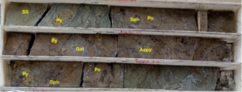Kingsmen bebohrt neue Entdeckung mit hochgradiger Silbermineralisierung: 3,15 m mit 241 g/t AgÄq, einschließlich 525 g/t AgÄq mit 0,185 g/t Gold auf 1,15 m: https://www.irw-press.at/prcom/images/messages/2026/82477/Kingsmen_130125_DEPRcom.003.png