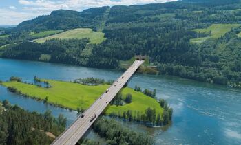 Implenia wins new bridge and tunnel construction contracts: https://mailing-ircockpit.eqs.com/crm-mailing/4a8f949c-17dc-11e9-a2a1-2c44fd856d8c/fc0b8f75-e330-438e-b5a8-48753388a04d/db4388e5-aed6-43af-9e21-609a2523b3a3/Image+Lagen+bridge_Norway.jpg