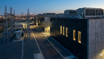 3 Data Center Beneficiaries Raising Dividends Up to 60%: https://www.marketbeat.com/logos/articles/med_20260119095725_3-data-center-beneficiaries-raising-dividends-up-t.png