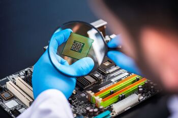 Is Taiwan Semiconductor a Better Buy Than Intel for 2026?: https://g.foolcdn.com/editorial/images/851196/gettyimages-1210742344.jpg