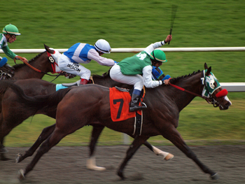 How Are Mag 7 Earnings Shaping Up?: https://staticx-tuner.zacks.com/images/articles/main/f7/97195.jpg