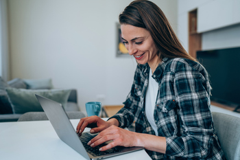 Worried About AI Valuations? This Stock Offers the Upside Without the Downside: https://g.foolcdn.com/editorial/images/852324/gettyimages-1341523397.jpg