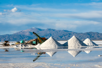 Here's Why Albemarle Stock Surged Higher This Week: https://g.foolcdn.com/editorial/images/852793/lithium-mining.jpg