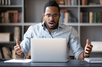 Should You Buy Robinhood While It's Below $150?: https://g.foolcdn.com/editorial/images/852711/22_01_26-a-person-looking-at-a-computer-screen-with-a-look-of-unpleasant-surprise-_gettyimages-1216968860.jpg