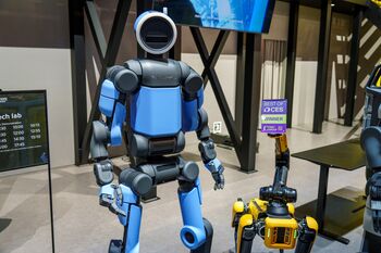 Forget Tesla: This EV Stock Is Beating It in Robotics and It's Dirt Cheap.: https://g.foolcdn.com/editorial/images/853312/mk01.jpg